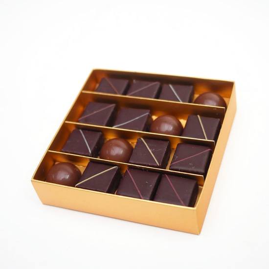 Coffret Chocolats Noir & Lait Ephémère 16 Chocolats