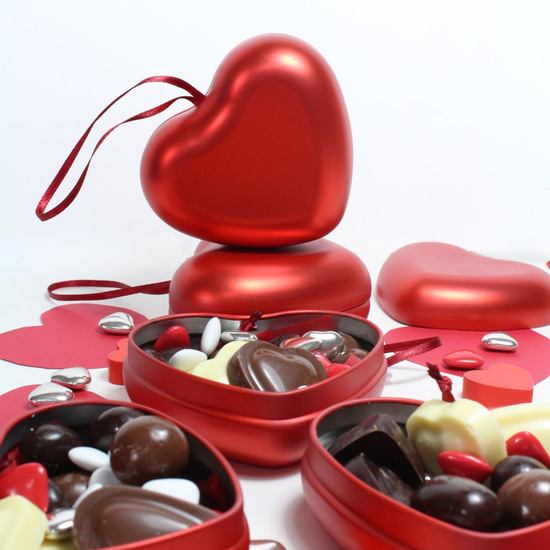 Reine Astrid Assortiment Gourmandises Petit Cœur Rouge Boîte Métal