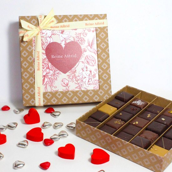 Assortiment Chocolats Noir & Lait Saint-Valentin 25 Chocolats Assortiment Chocolats Noir & Lait Saint-Valentin 25 Chocolats